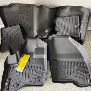 **NEW**.  Weather tech floor mats~ **All 3 rows for 2011-2014 Ford Explorer**